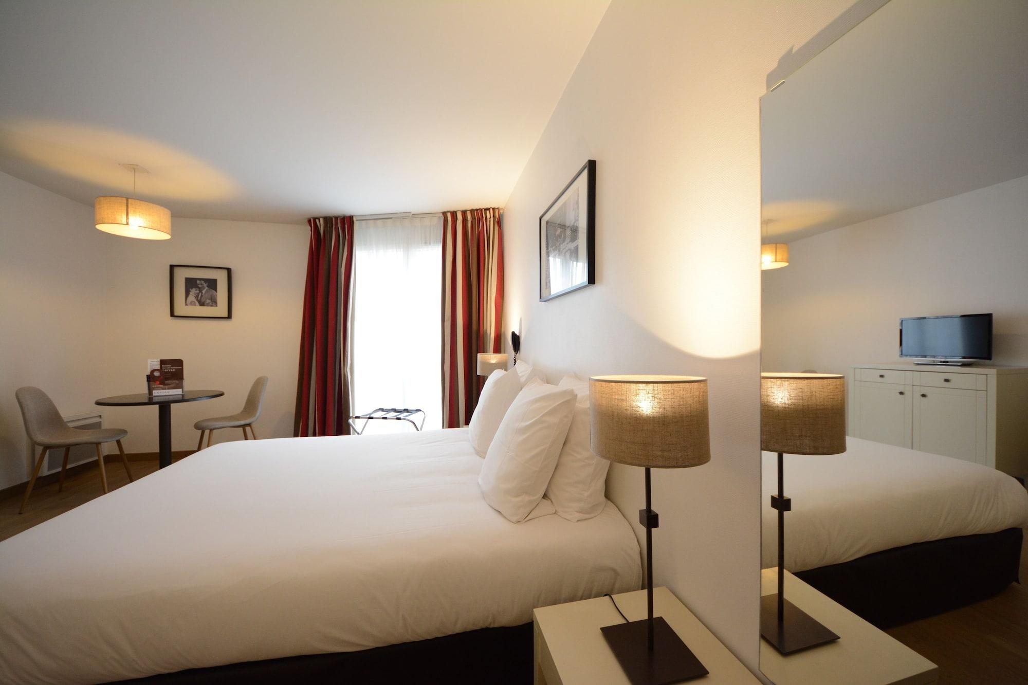 Hotel Cerise Chatou Eksteriør billede