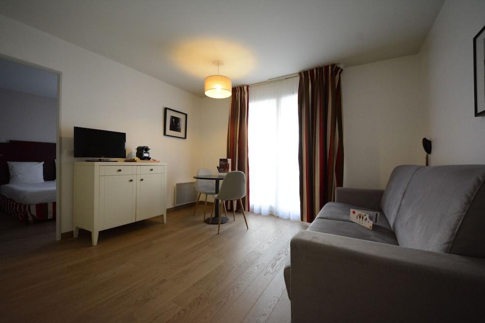 Hotel Cerise Chatou Eksteriør billede