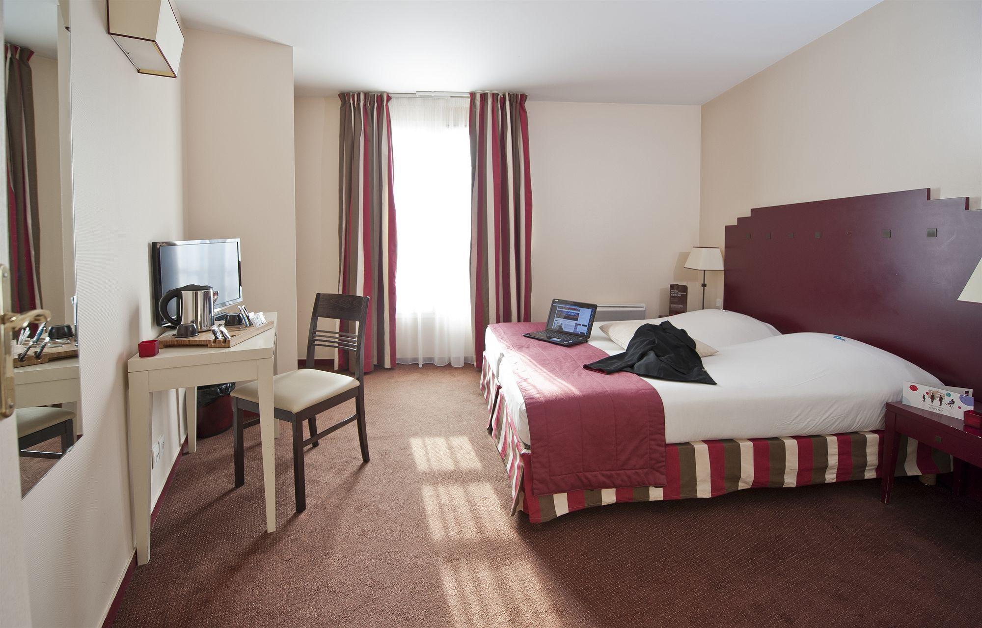 Hotel Cerise Chatou Eksteriør billede